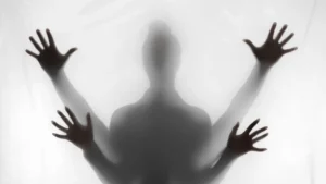 Read more about the article Narcissistic Behavior: Signs and Solutions